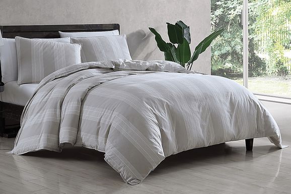 Graegle Gray Ivory 3 Pc King Comforter Set
