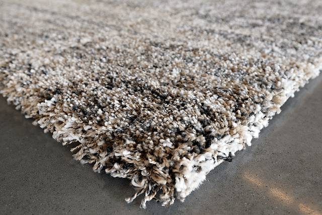 Granada Beige 5'3 x 7'6 Rug - Thumbnail - Image 3