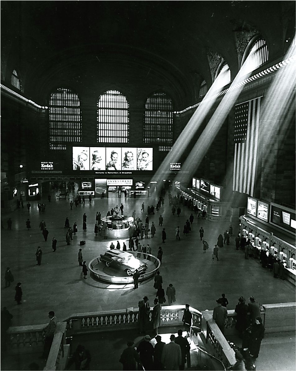 Grand Central Terminal Black Canvas Artwork