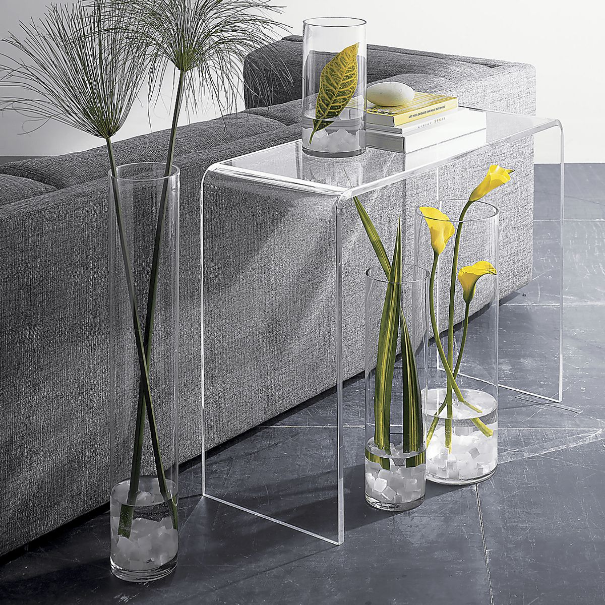 Grandton Clear White Sofa Table | Rooms to Go
