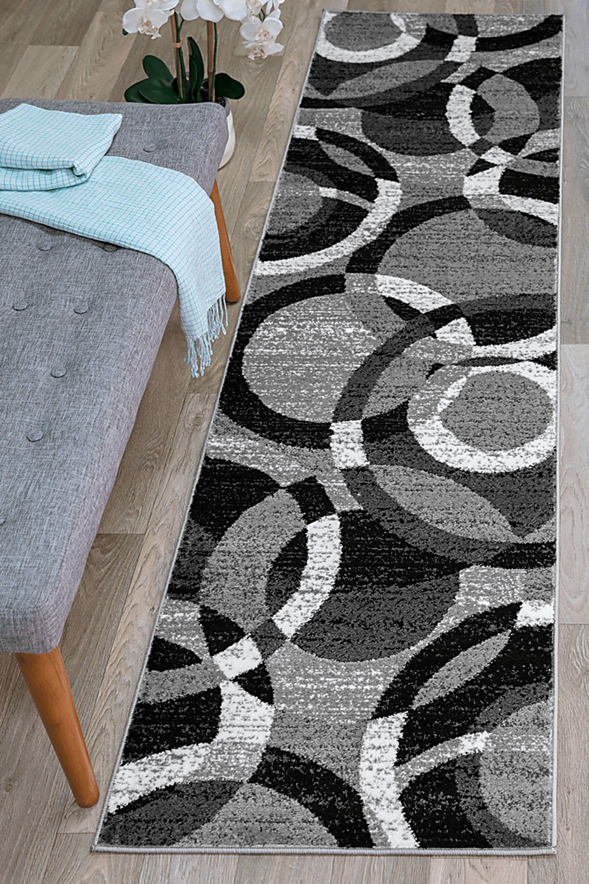 Grantley Gray Rug | Rooms to Go