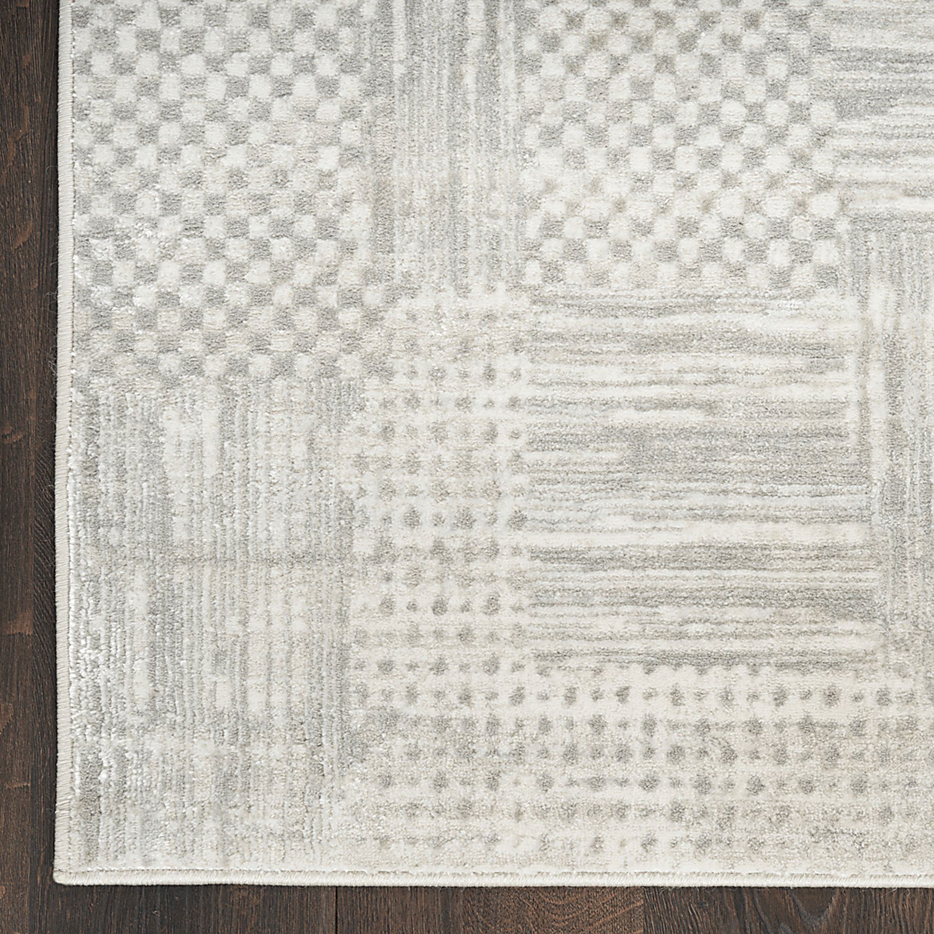 Granway Silver 3'11 x 5'11 Rug - Image 4