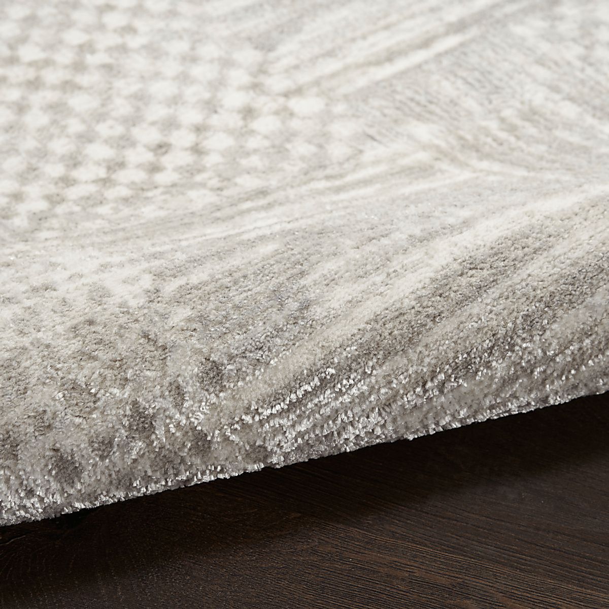 Granway Silver Gray Rugs | Rooms to Go