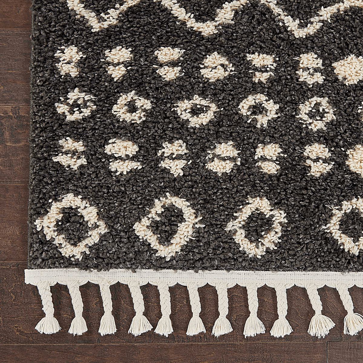 Graphic Patterns Charcoal Black,Gray Rug | Rooms to Go
