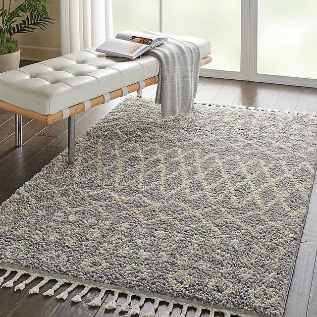 Graphic Patterns Silver 5'3 x 7'11 Rug - Thumbnail - Image 4