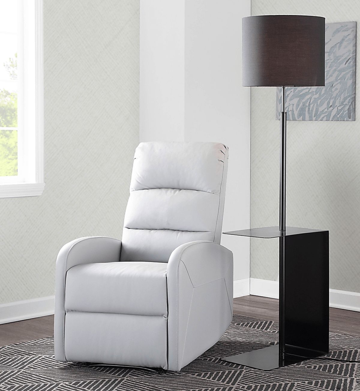Greenbower Black Floor Lamp | Rooms to Go
