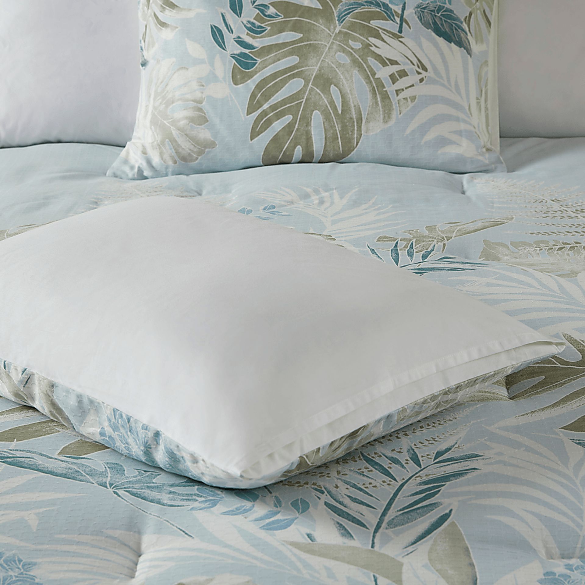 Greggtex Blue 6 Pc Queen Comforter Set - Image 11