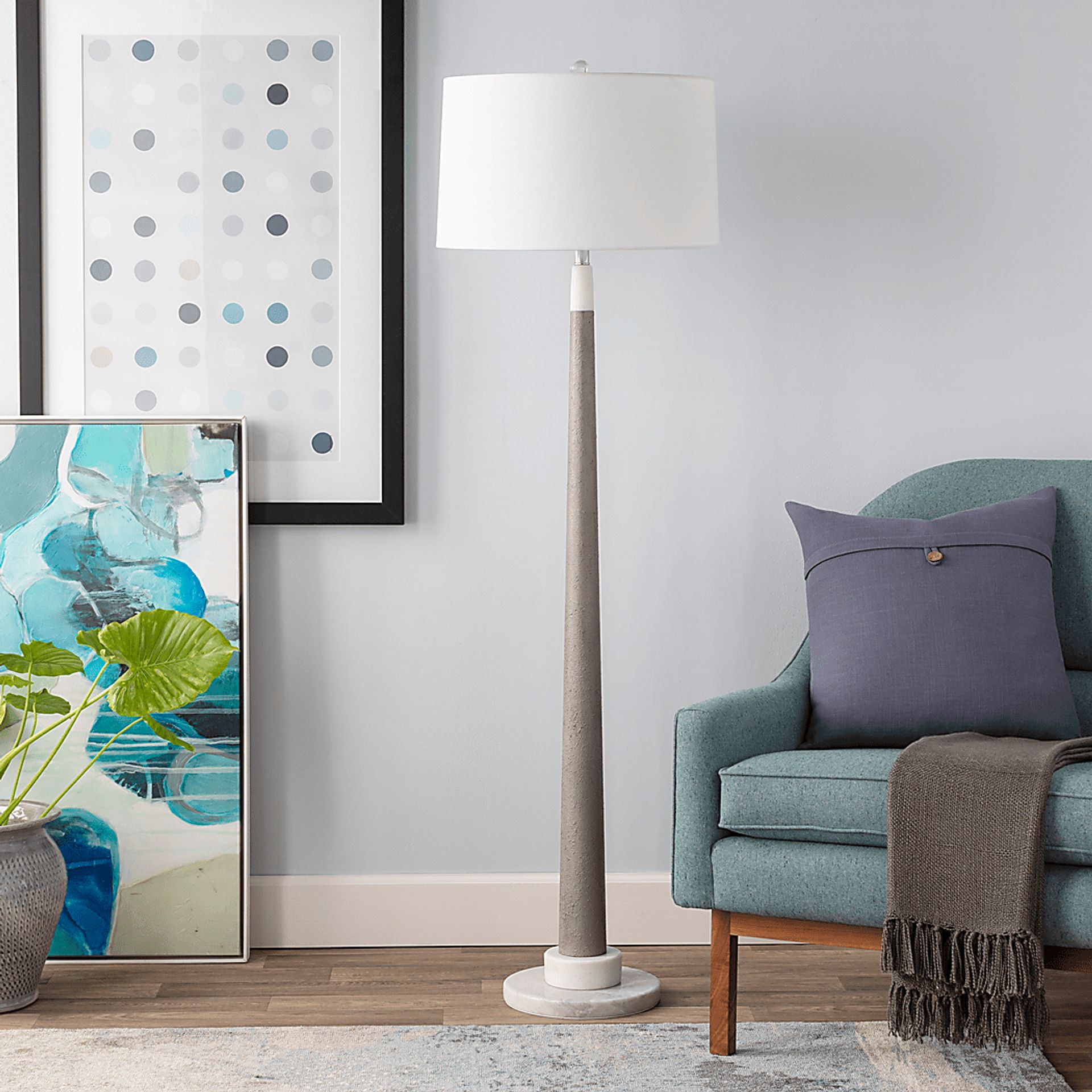 Grend Bay White Floor Lamp - Image 2