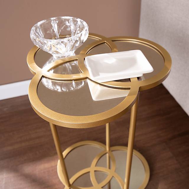 Grenwich Gold Accent Table - Thumbnail - Image 3