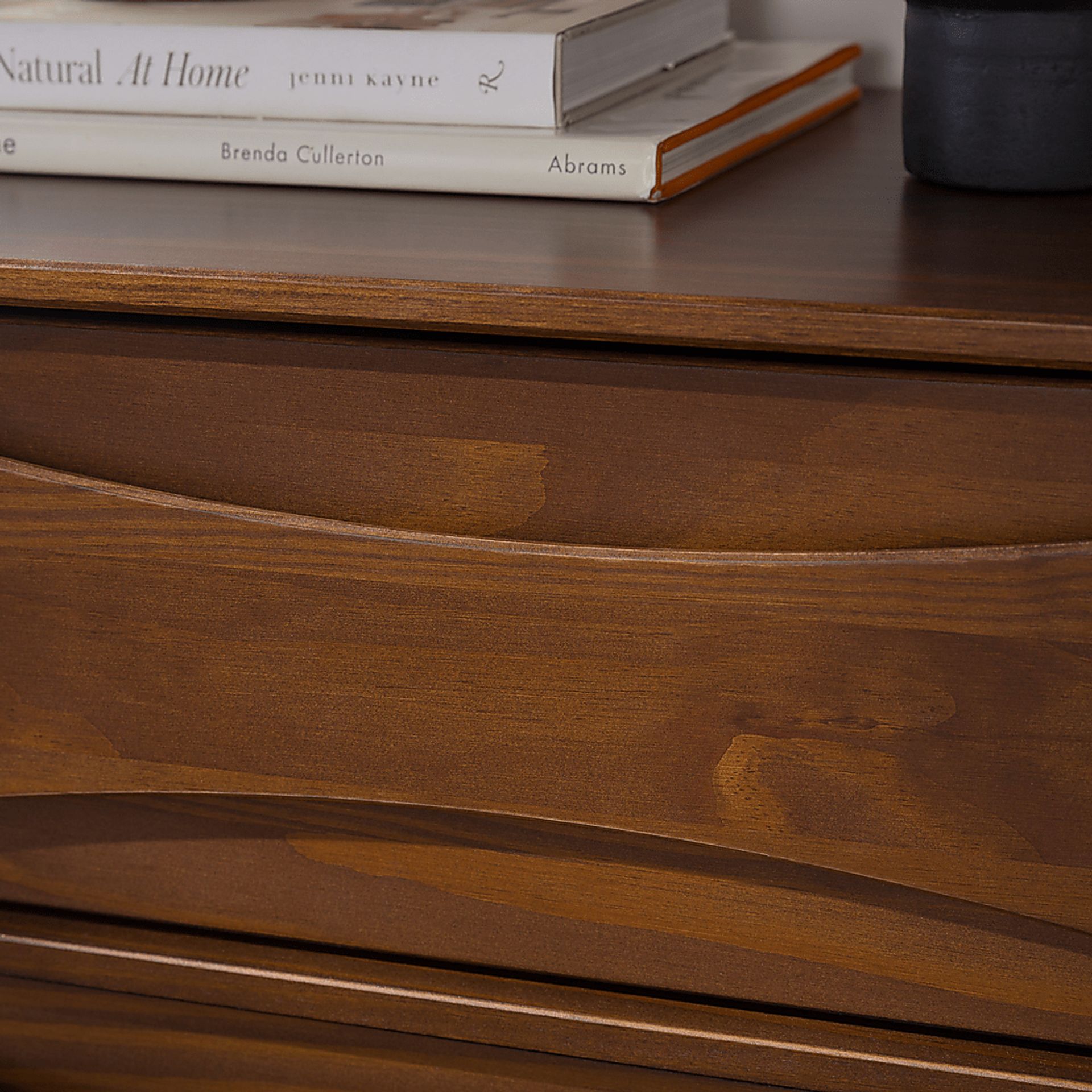 Grevilla Walnut Chest - Image 10