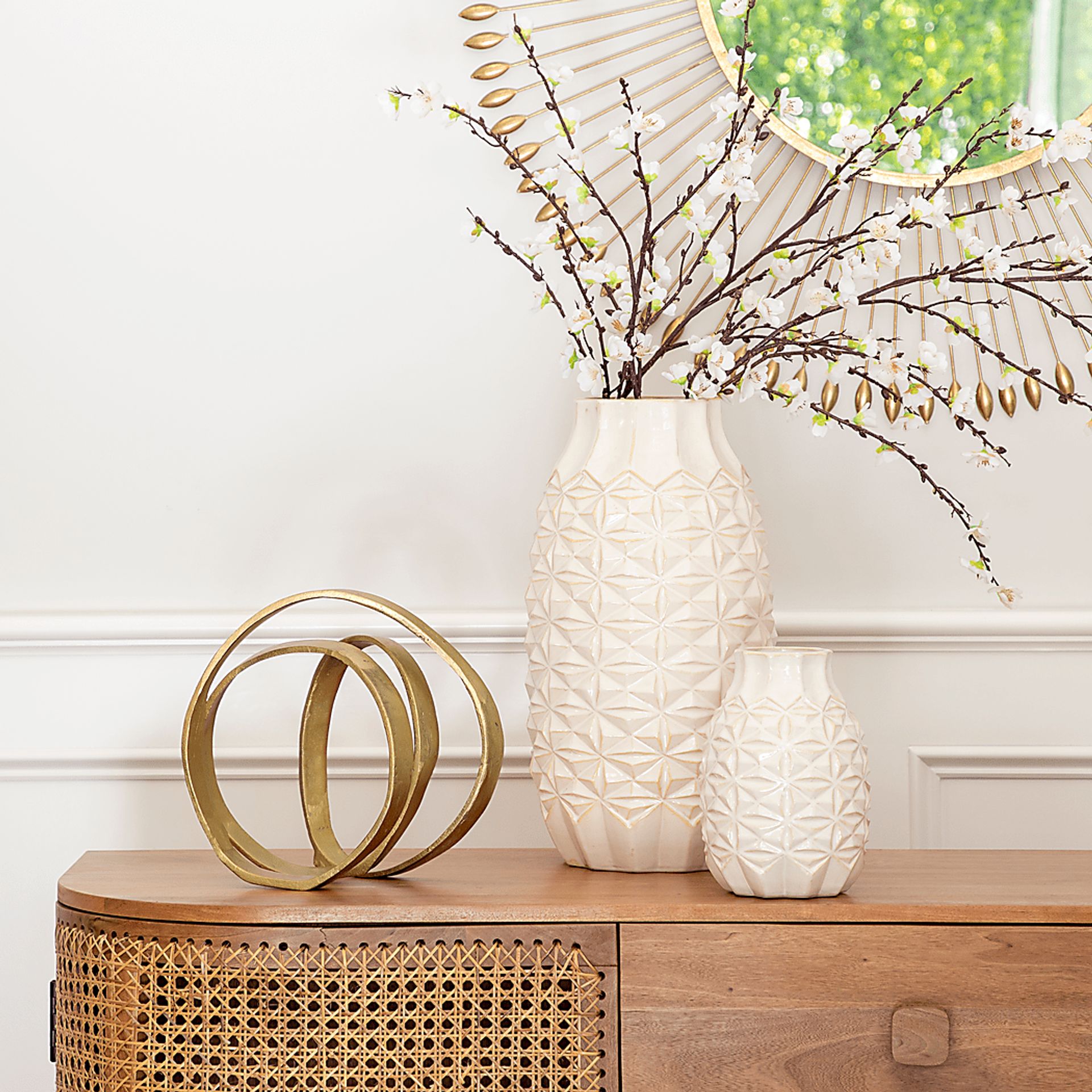 Greycrest Gold Sculpture - Image 2