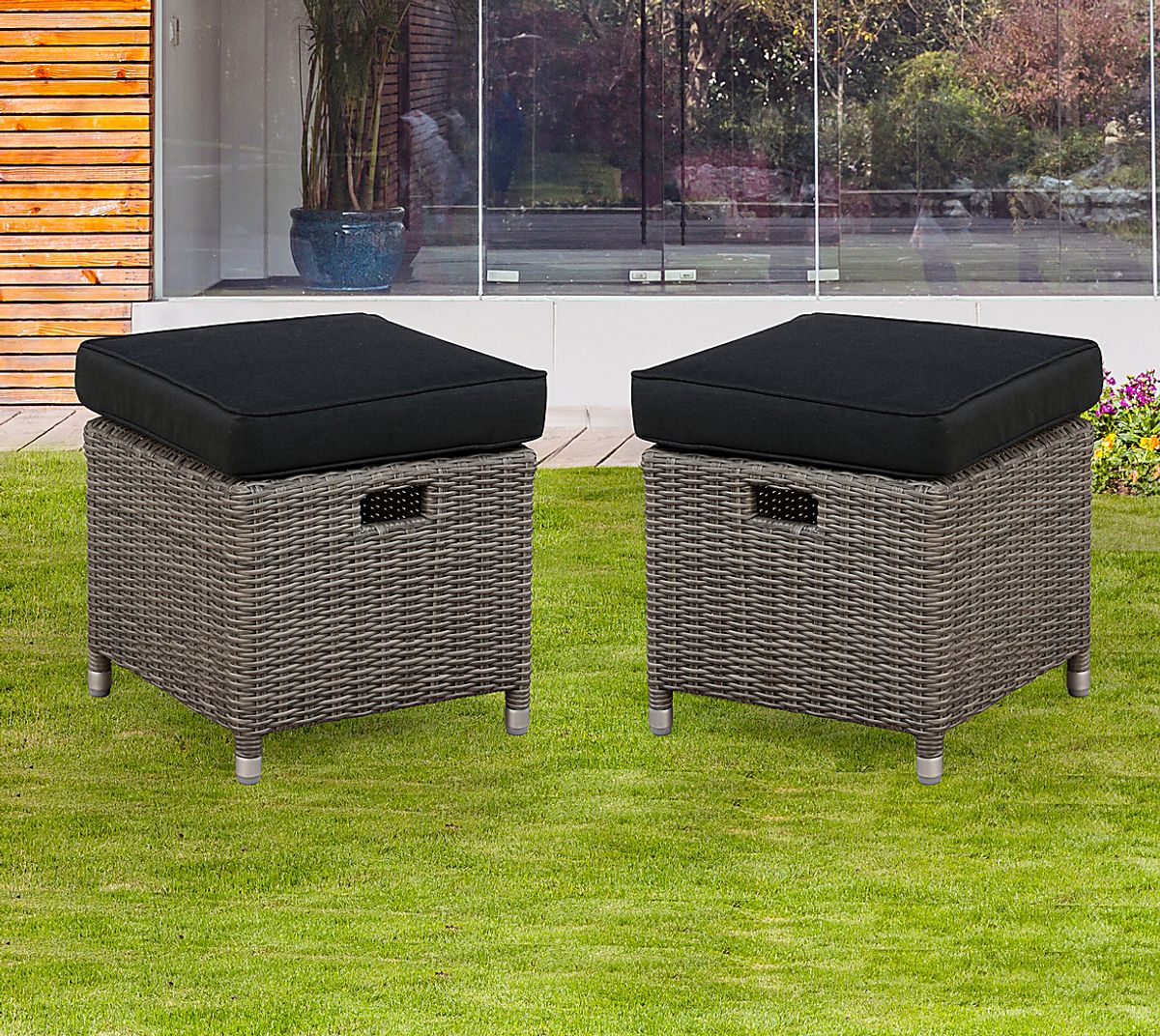Gumstand Gray Polyester Fabric Outdoor Ottoman | Rooms to Go
