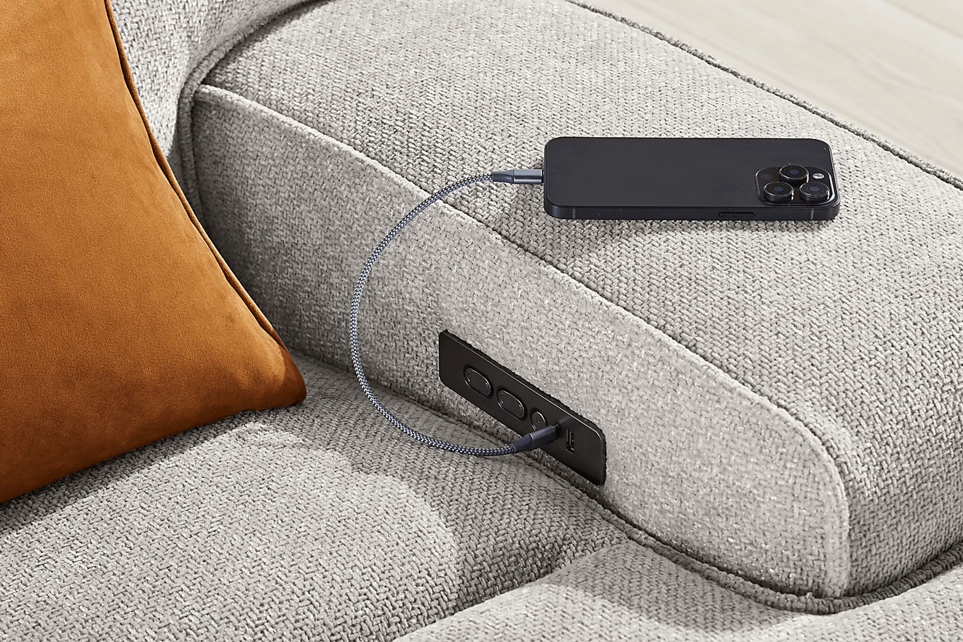 Hadley Park Beige 3 Pc Dual Power Reclining Sectional - Image 7