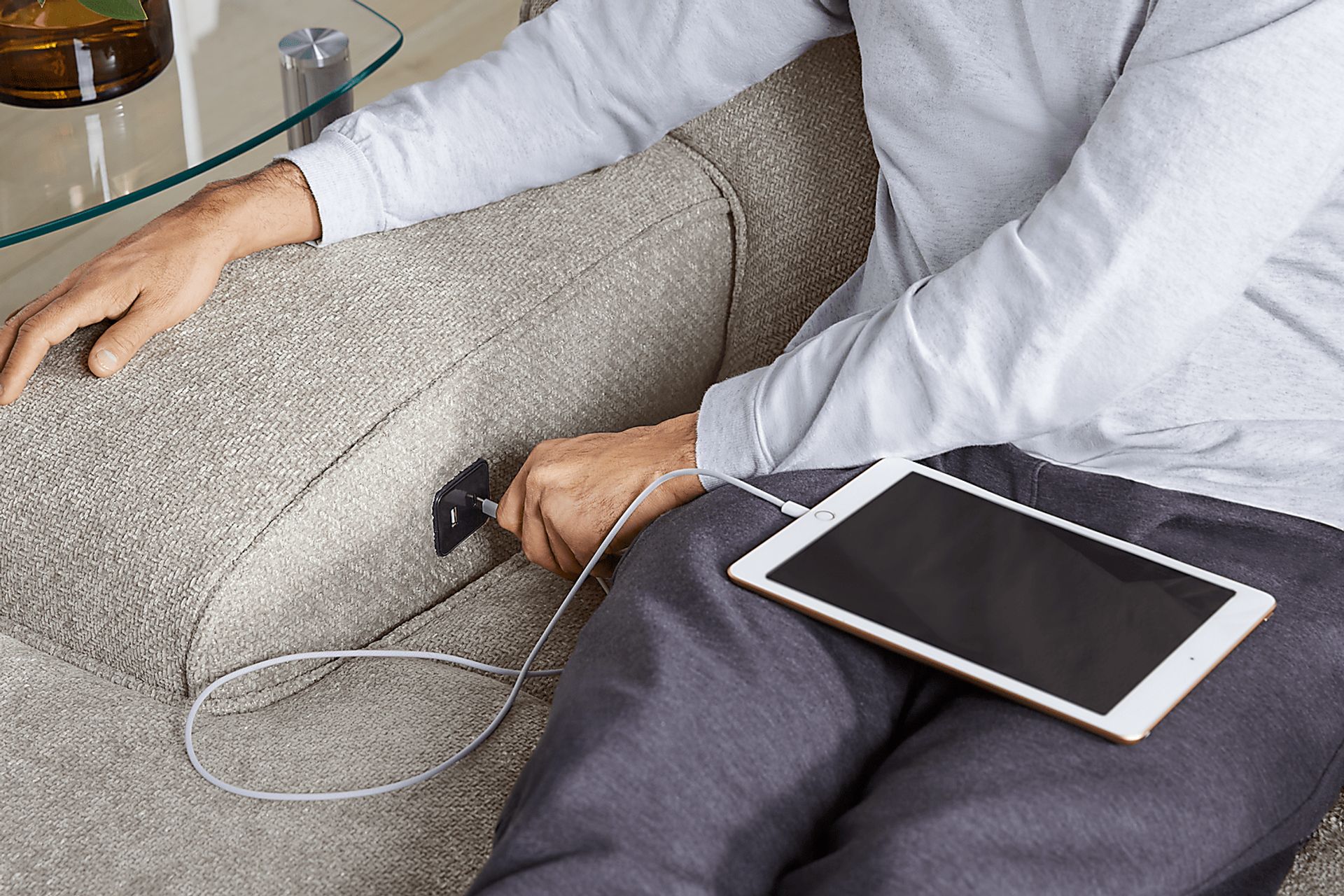 Hadley Park Beige 3 Pc Dual Power Reclining Sectional - Image 8