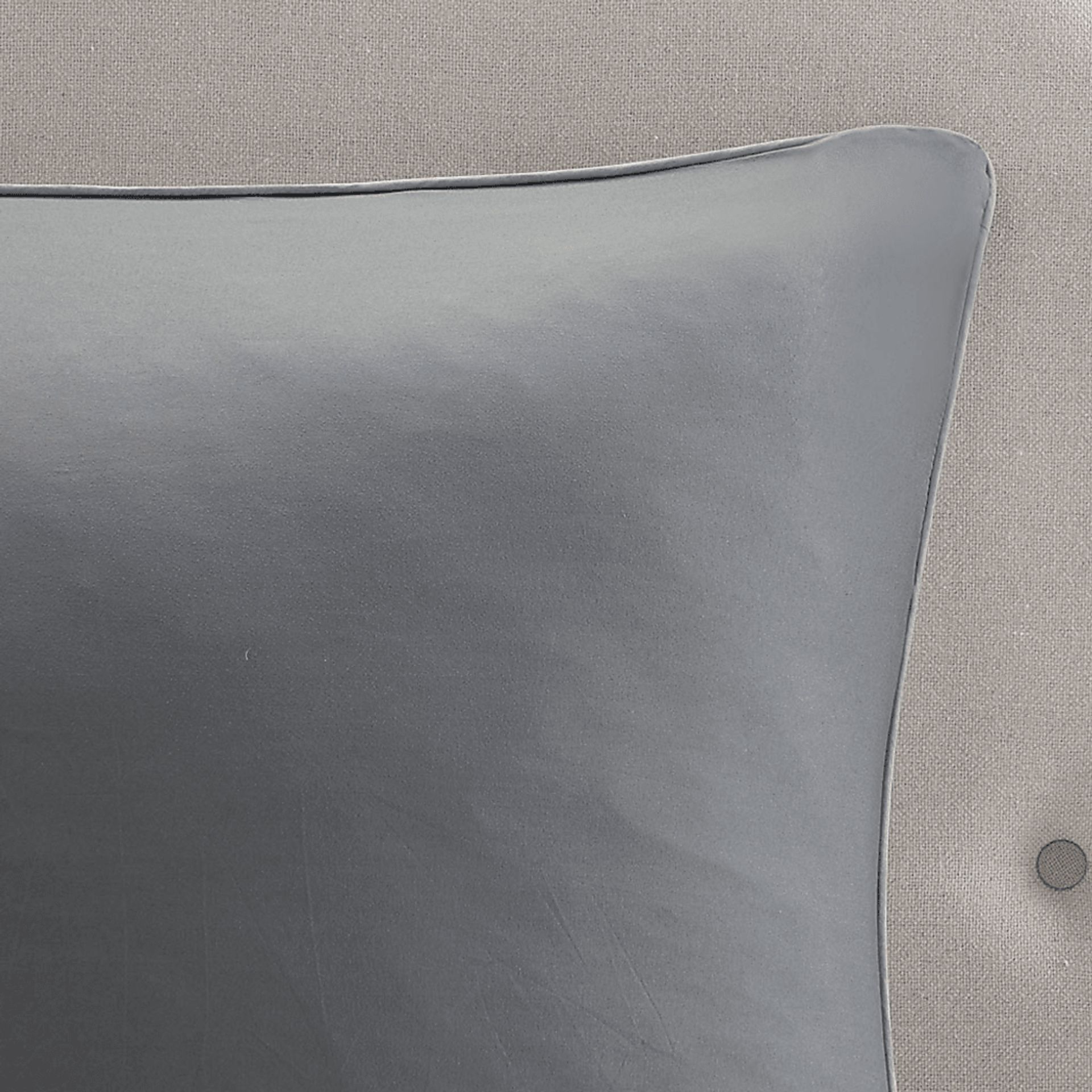 Hafnor Gray 8 Pc King Comforter Set - Image 9