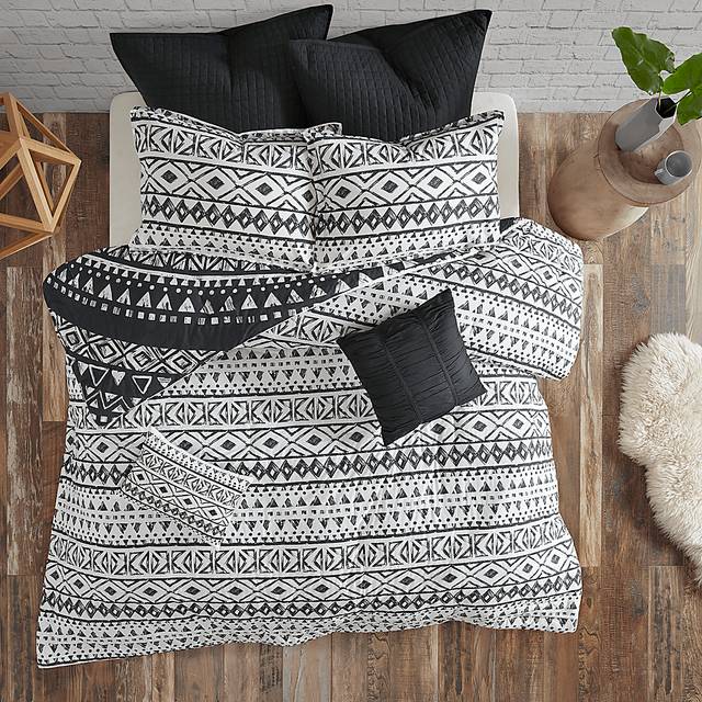 Haisley Black 7 Pc King Comforter Set - Thumbnail - Image 5