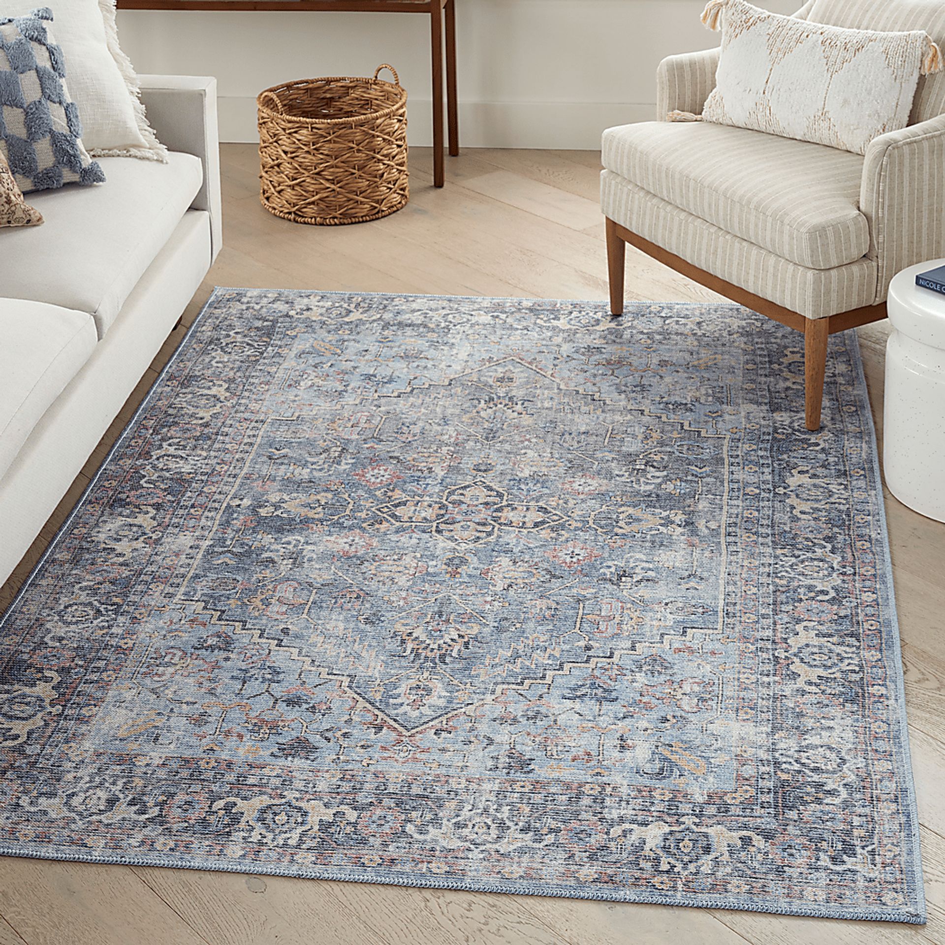 Haleigh Elle Light Gray 4' x 6' Rug - Image 3