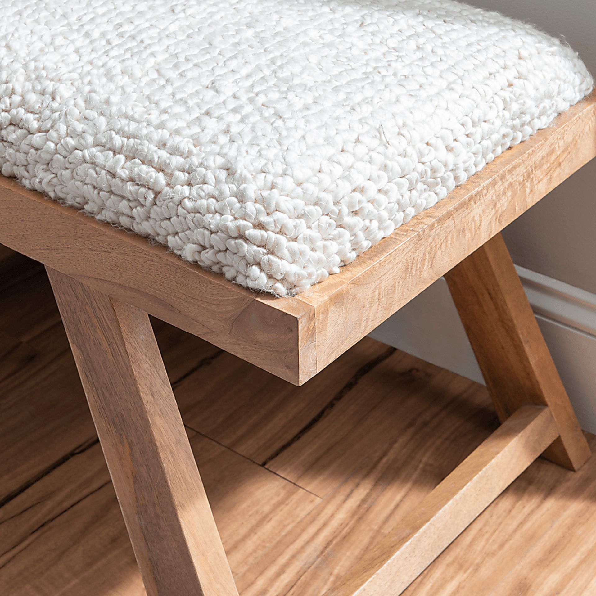 Halning Cream Accent Bench - Image 7