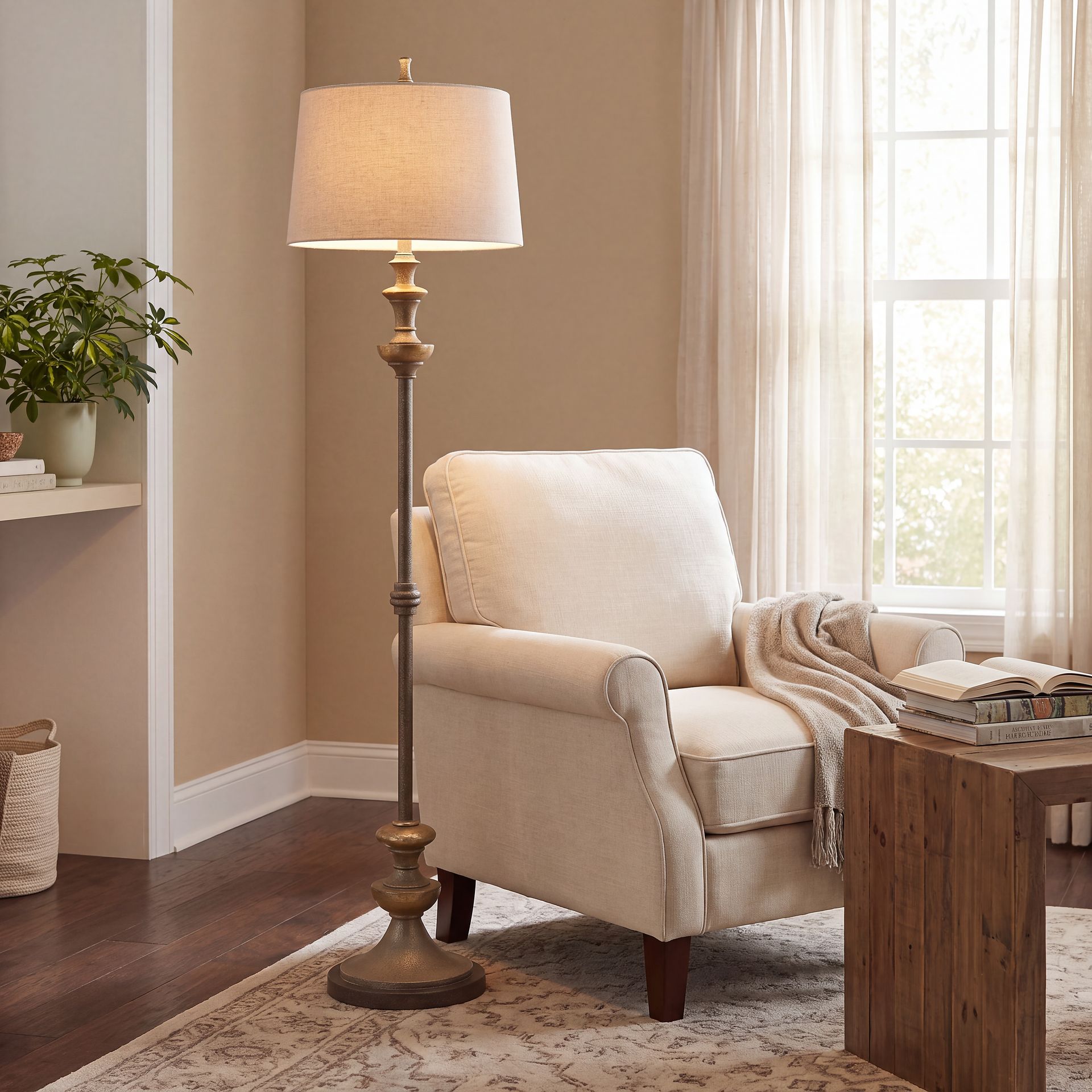Hammond Heights Silver Floor Lamp - Image 5