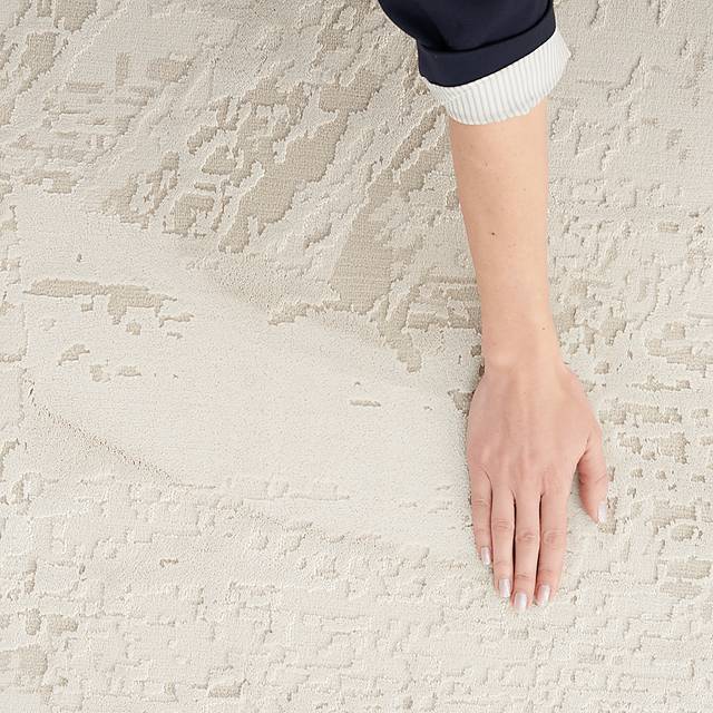 Hamthon Ivory 7'10 x 9'10 Rug - Thumbnail - Image 5