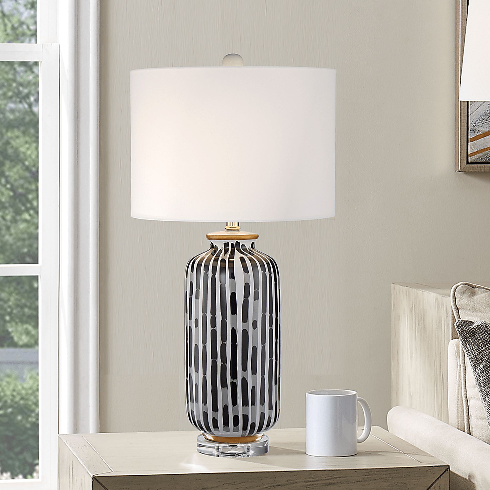 Hanchett Court Black Table Lamp - Image 3