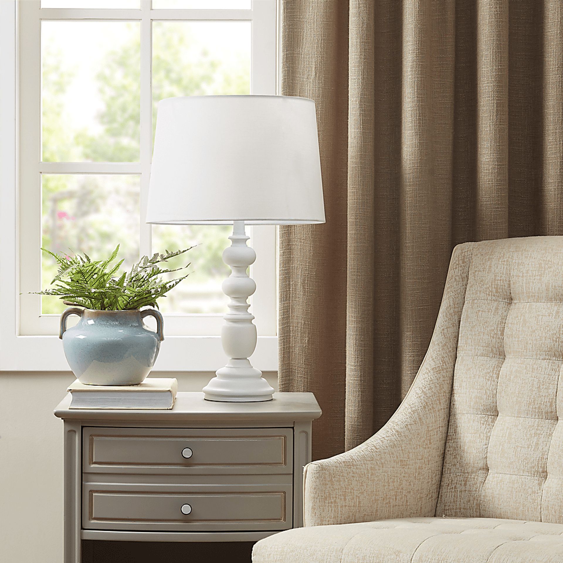 Hanley Point White Lamp - Image 2