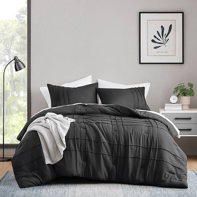 Hanleyea Black Queen 3 Pc Comforter Set - Thumbnail - Image 5