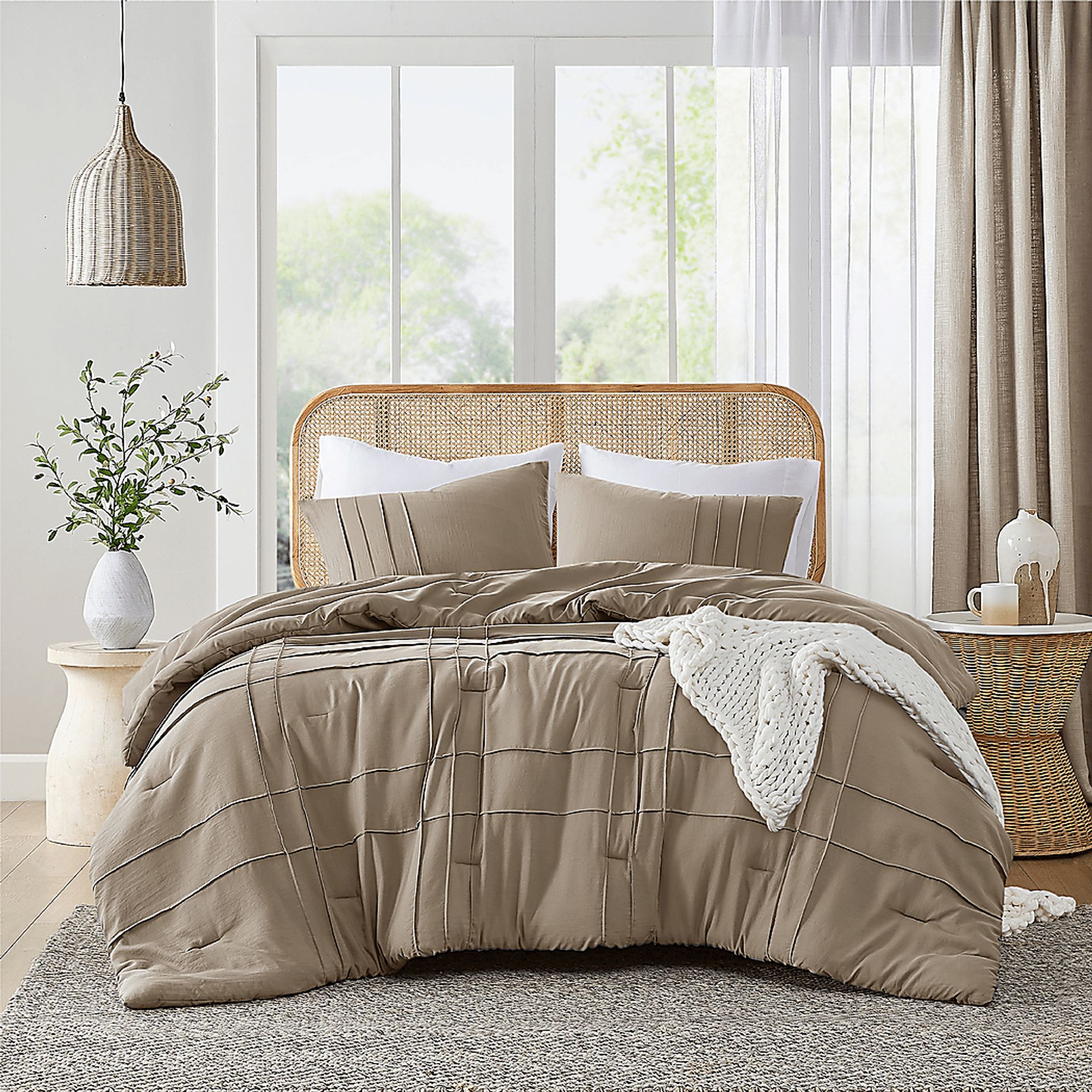 Hanleyea Brown Queen 3 Pc Comforter Set - Image 6