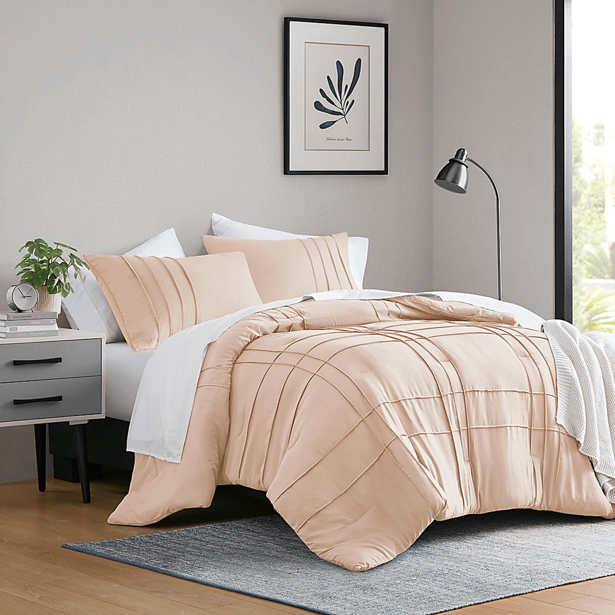 Hanleyea Pink Polyester Fabric Queen 3 Pc Comforter Set | Rooms to Go