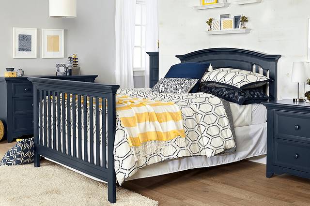 Baby Cache Harborbridge Navy 6 Pc Nursery with Toddler & Conversion Rails - Thumbnail - Image 11