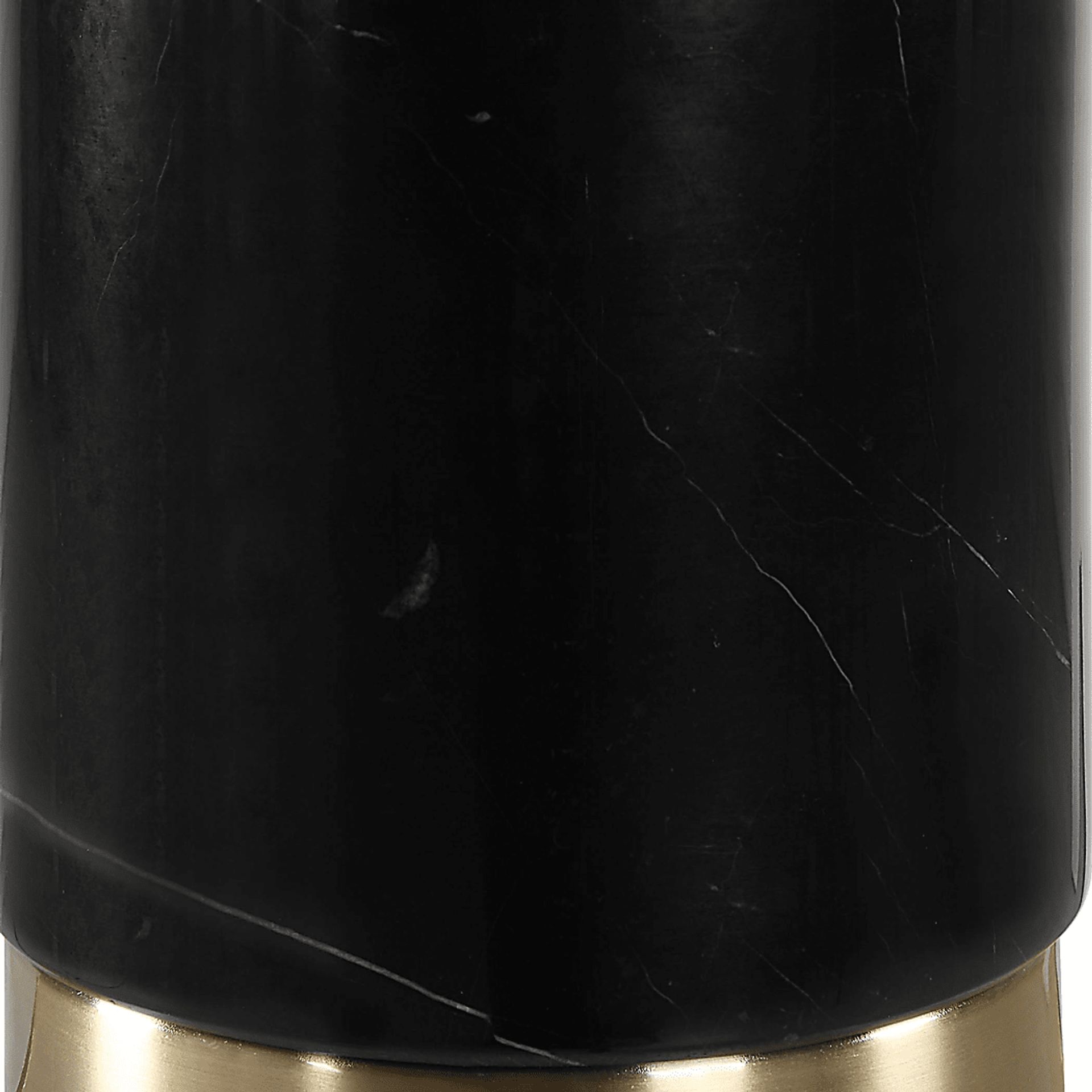 Harned Club Black Lamp - Image 2