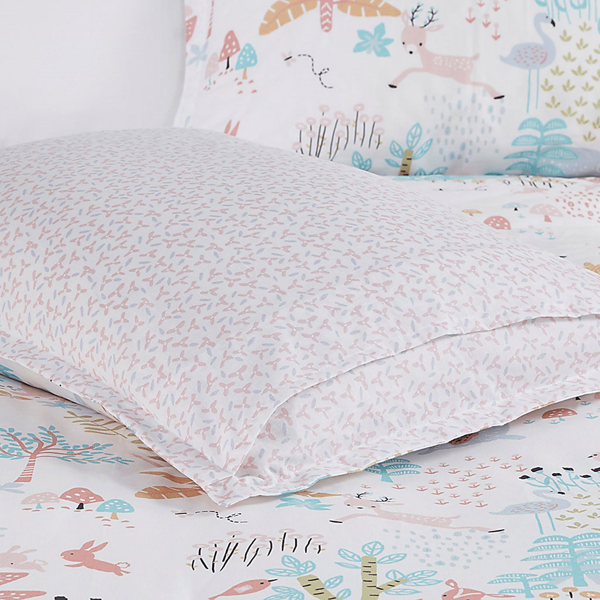 Harratt Blush Twin Comforter Set - Image 12