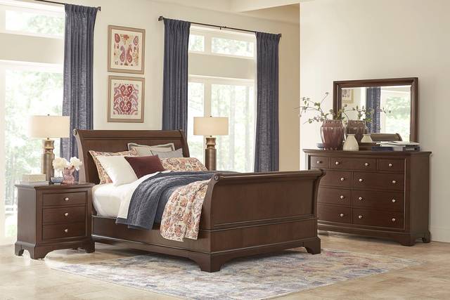 Harrington Place Cherry 4 Pc Queen Sleigh Bed - Thumbnail - Image 2