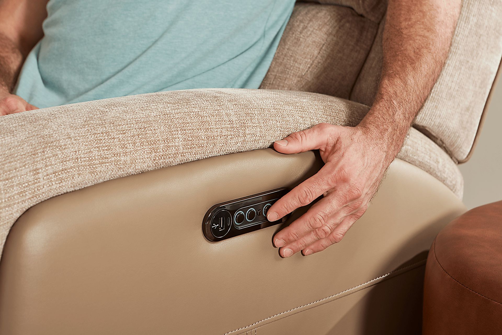 Harrison Beige Dual Power Reclining Sofa - Image 5