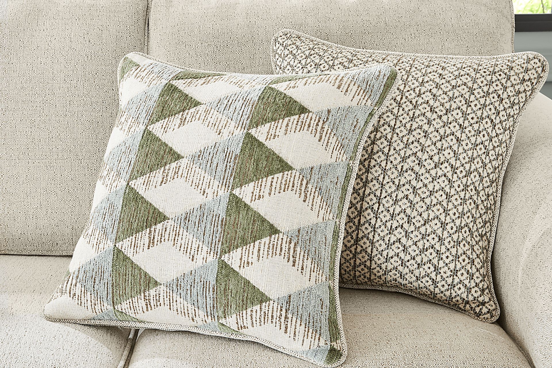 Hathaway Gray 5 Pc Living Room - Image 5