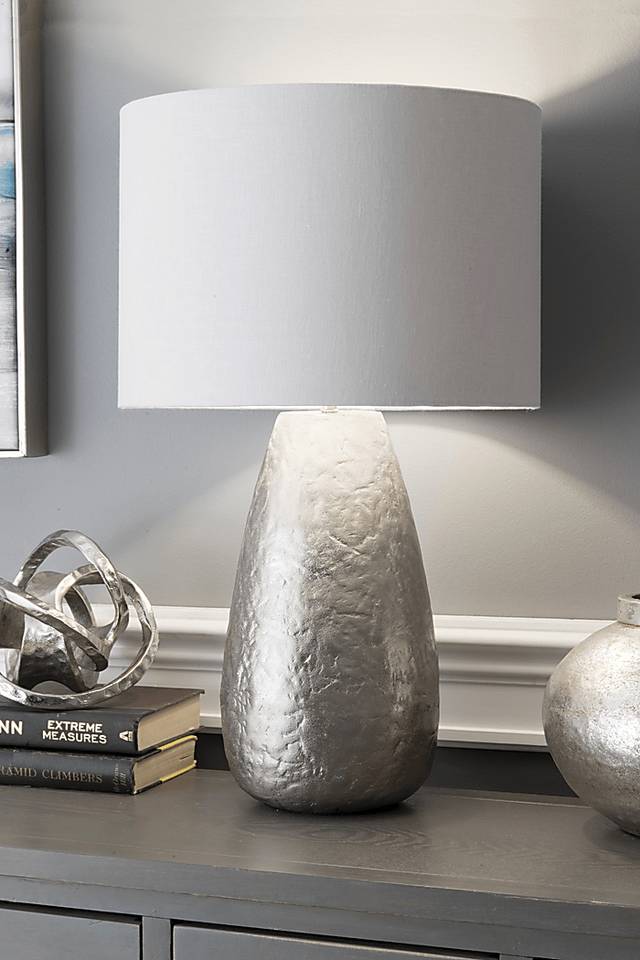 Hatwynn Silver Lamp - Thumbnail - Image 2