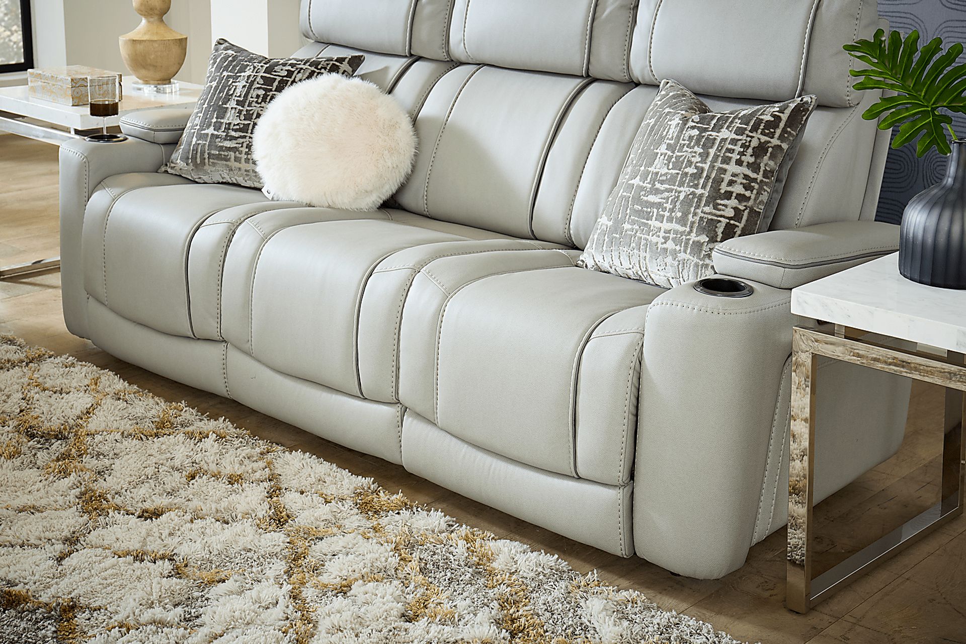 Haven Point Platinum Dual Power Reclining Sofa - Image 6
