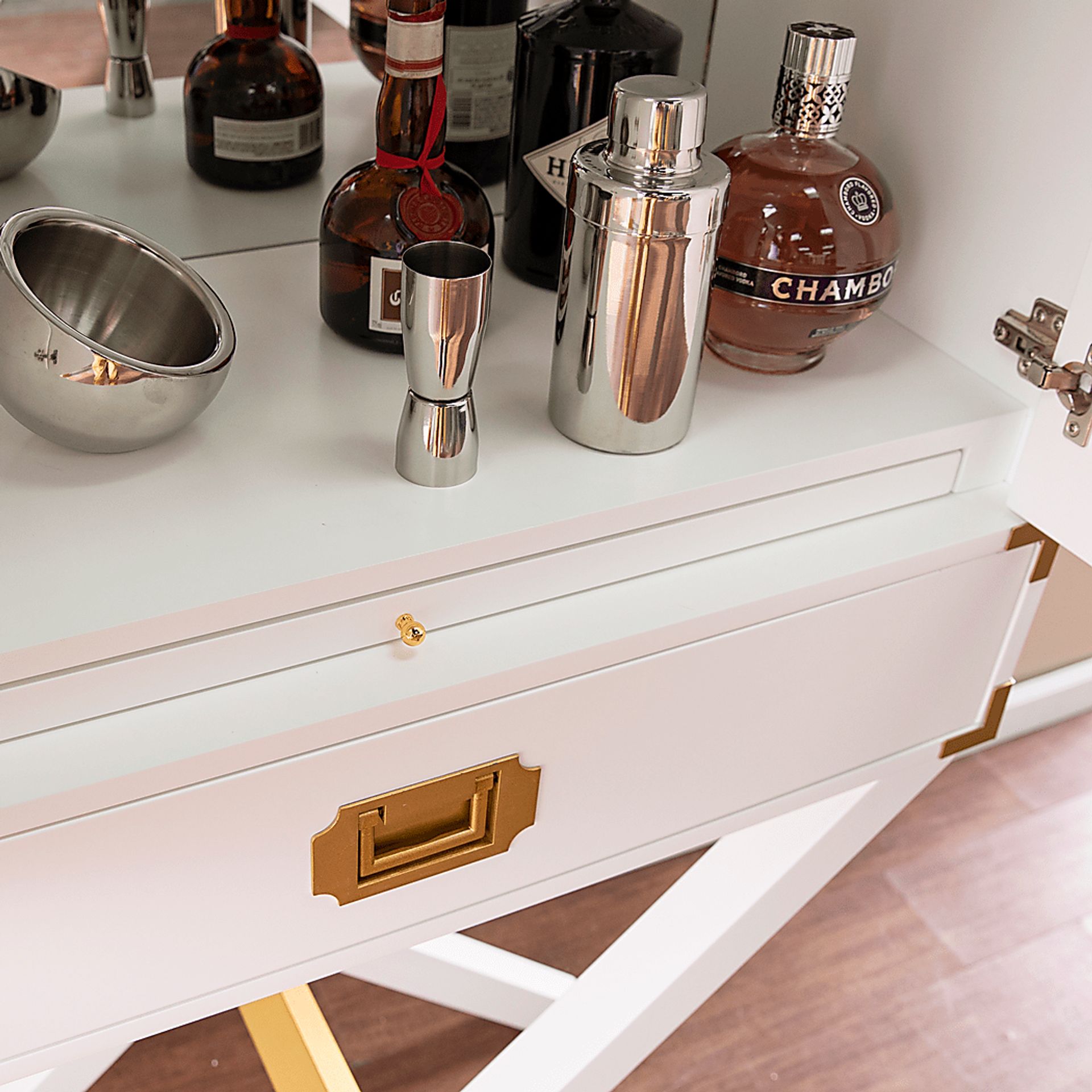 Haverstock White Bar Cabinet - Image 6