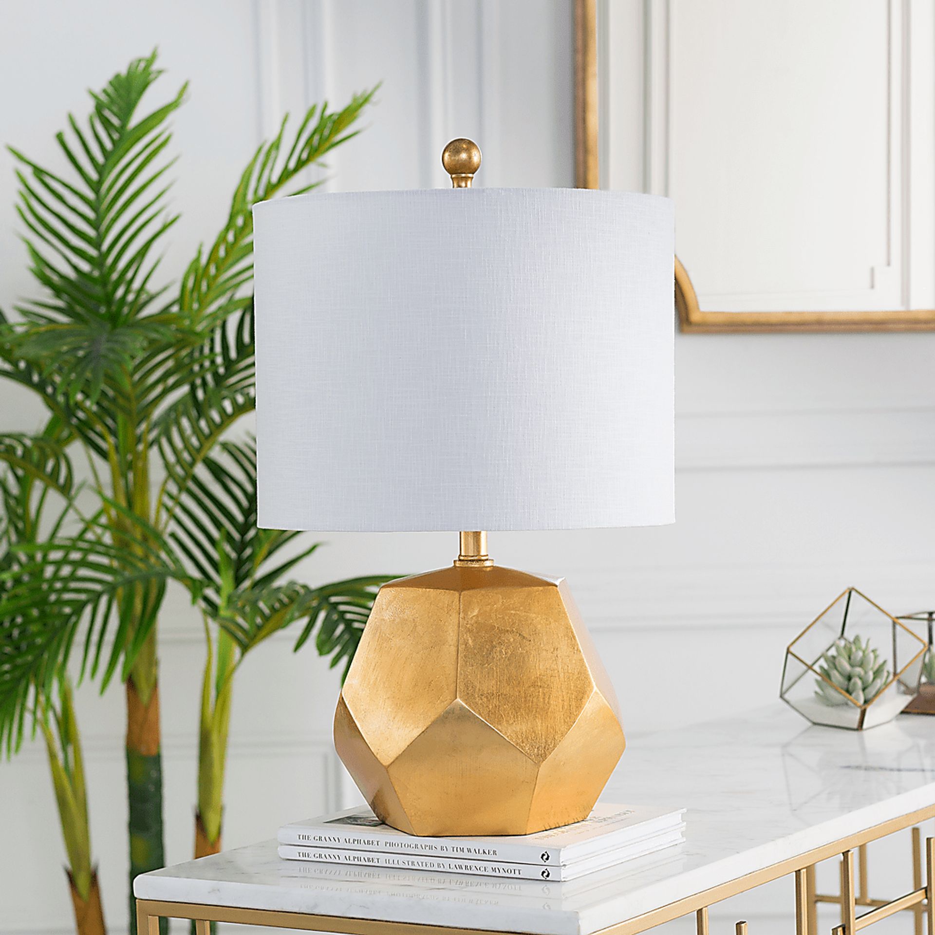 Hazelhurst Street Gold Lamp - Image 4