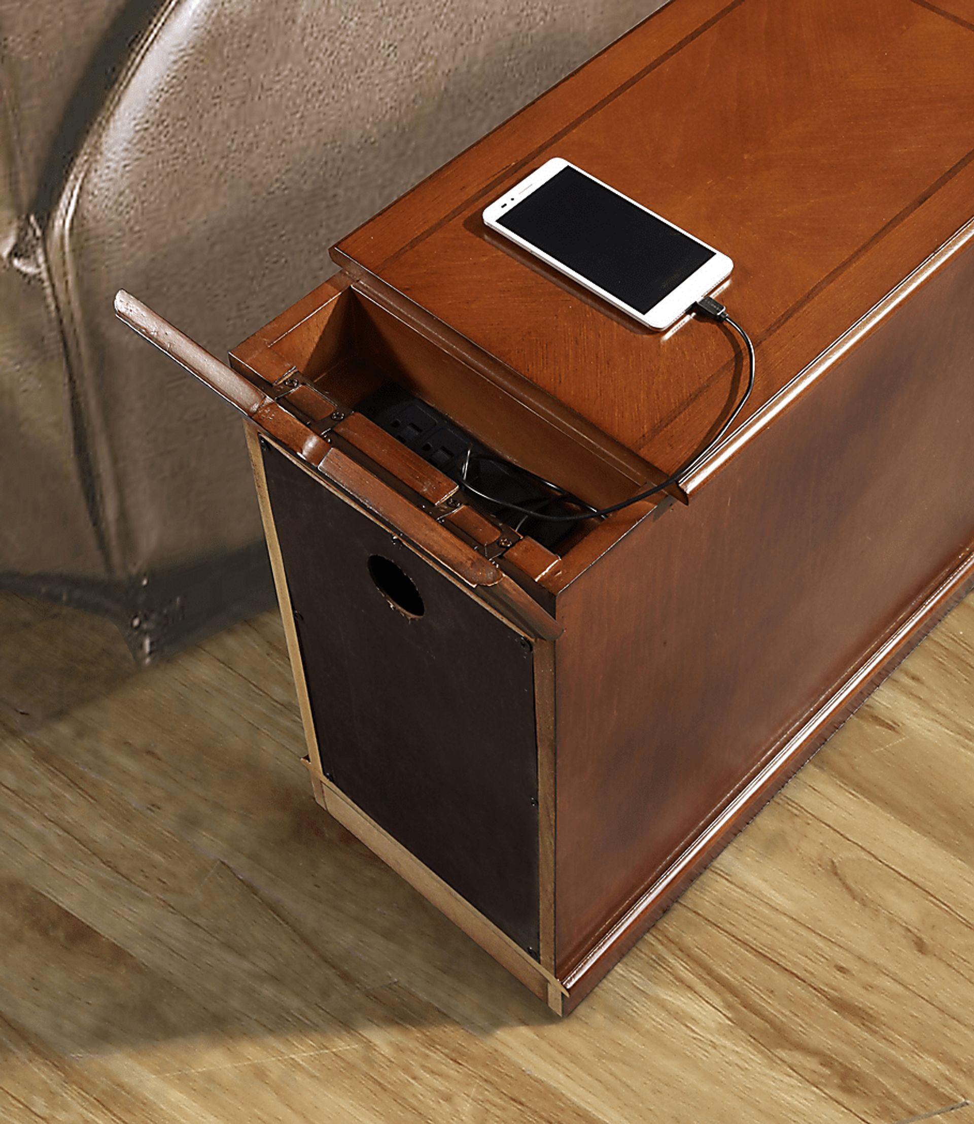 Hazellete Brown Side Table - Image 3