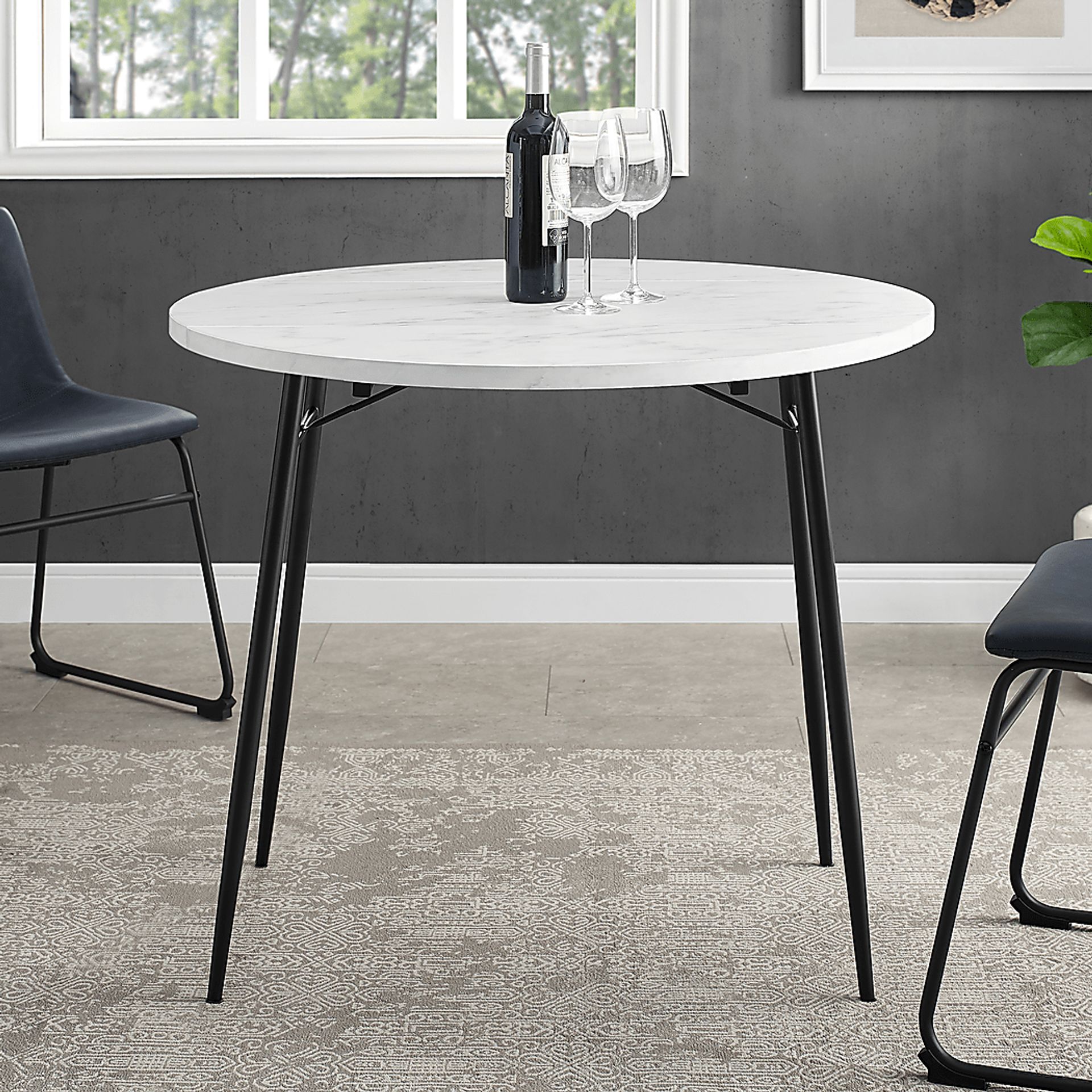 Heartstill White Dining Table - Image 2