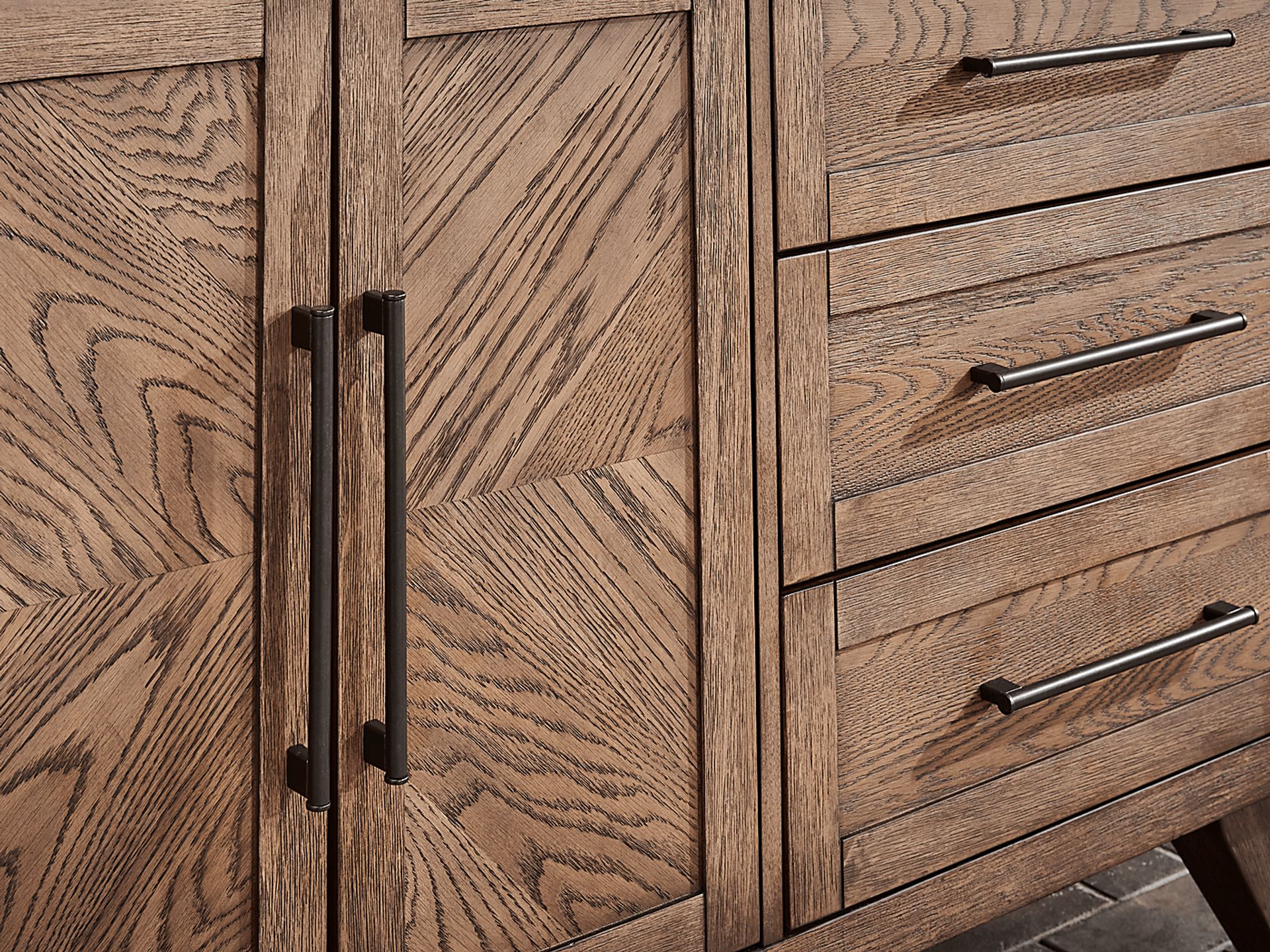 Helsinger Brown Server - Image 4