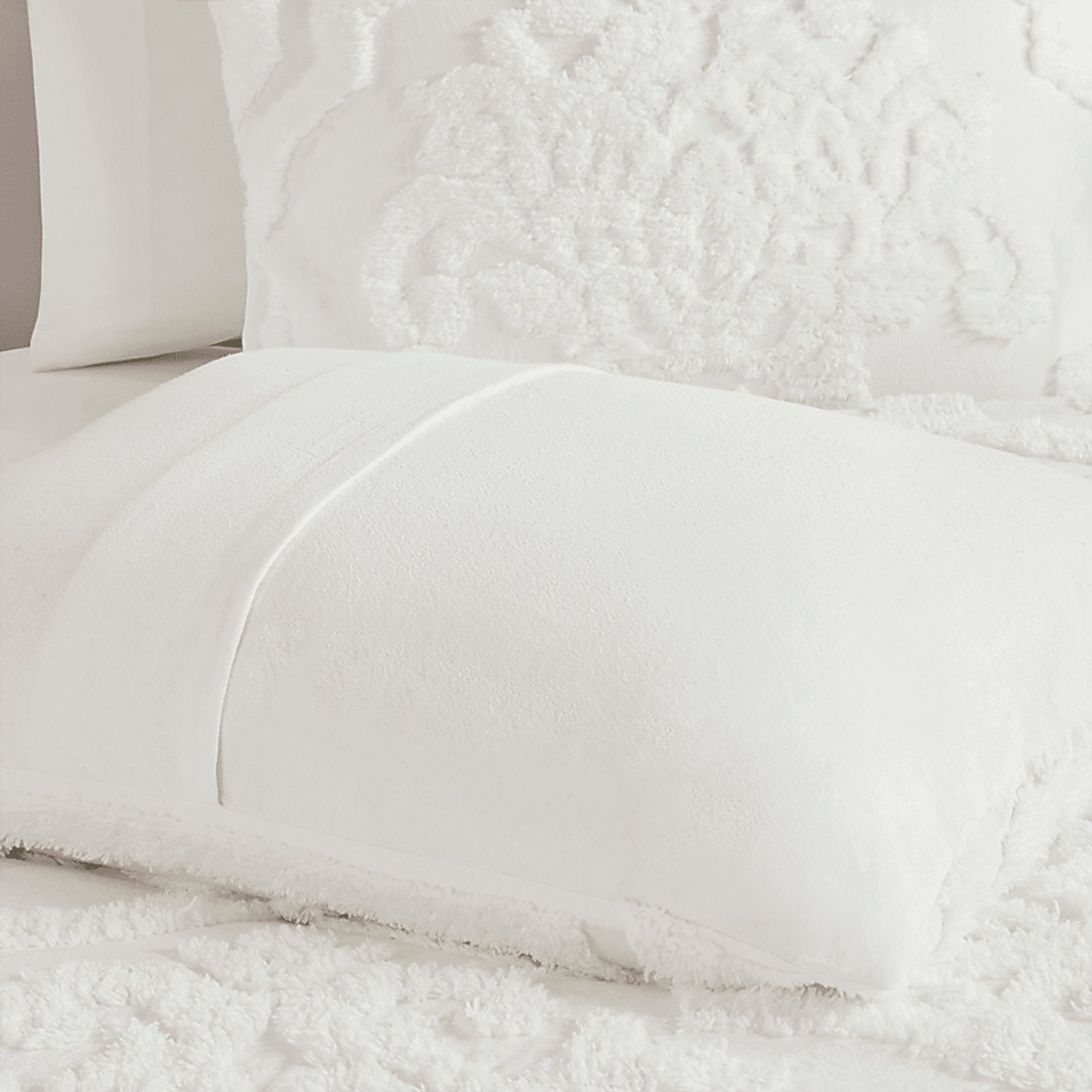 Hendee White 3 Pc Full/Queen Duvet Set - Image 8