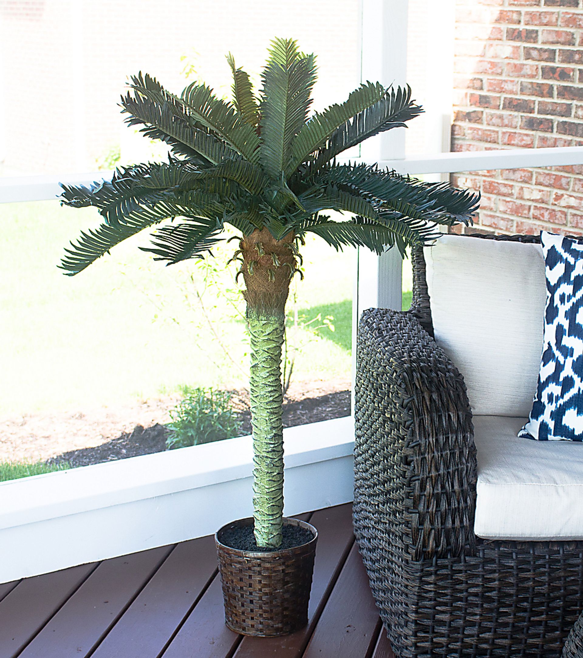 Hendrik Green Palm Silk Tree - Image 2