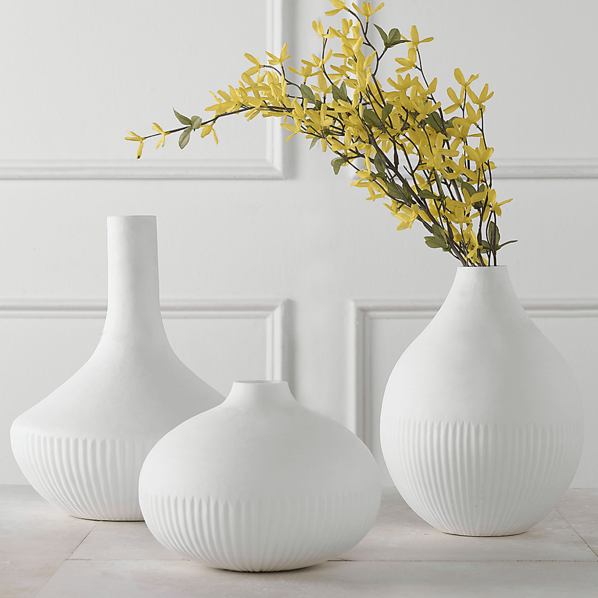 Herla White Vase, Set of 3 - Image 5