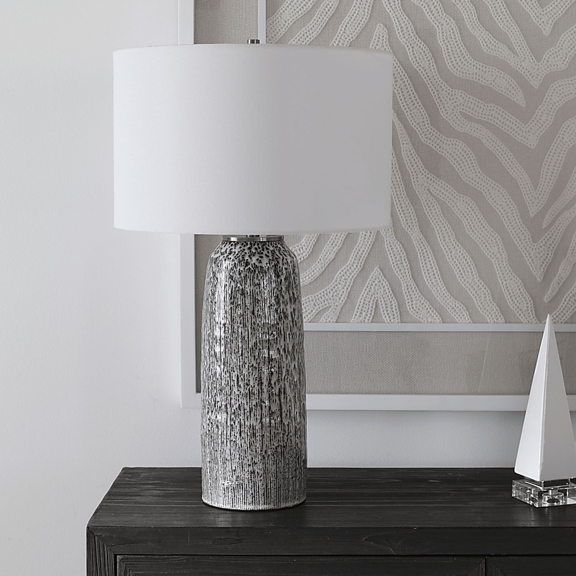 Hiawatha Isle Gray Lamp - Image 2