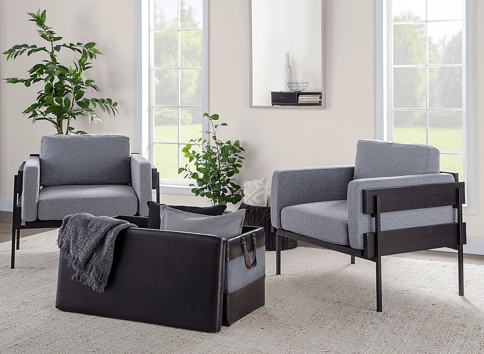 Highlandia Black Storage Bench - Image 3