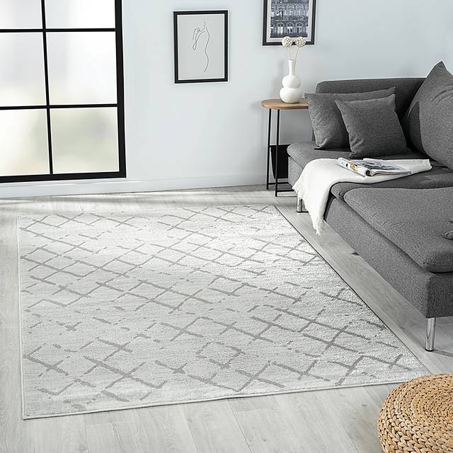 Hildegarde Cream 7'9 x 9'9 Rug - Thumbnail - Image 2
