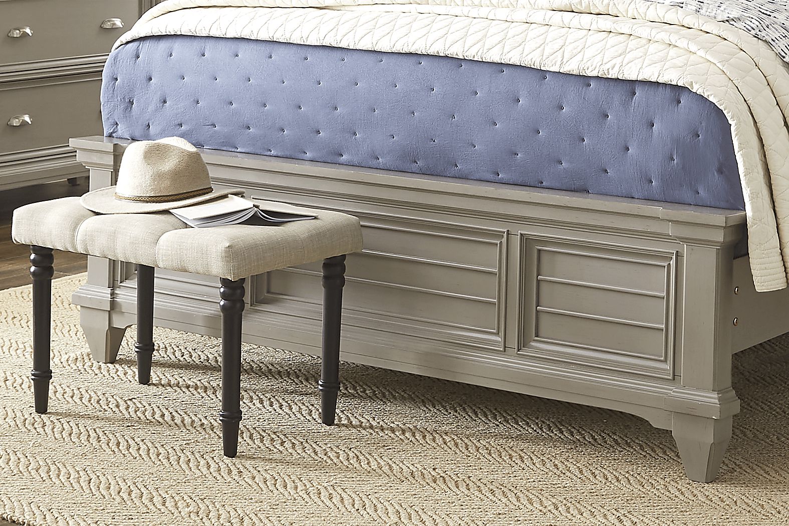 Hilton Head Gray 5 Pc King Panel Bedroom Set - Thumbnail 2