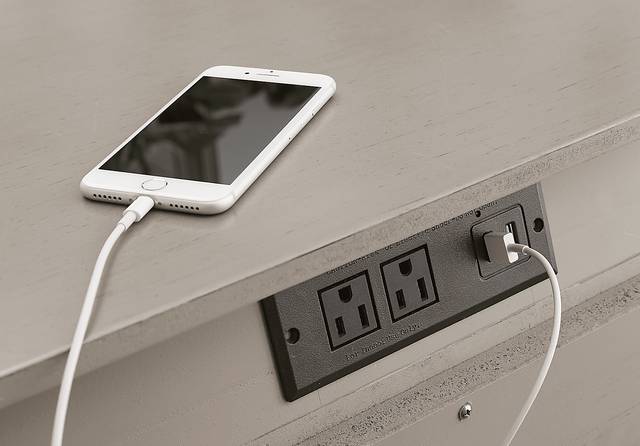 Hilton Head Gray Nightstand - Thumbnail - Image 2